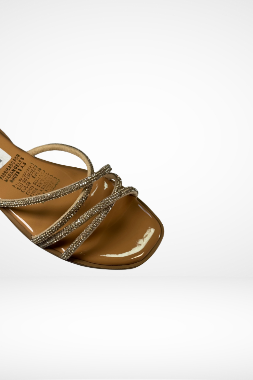 SANDALIA PLANA PARA MUJER